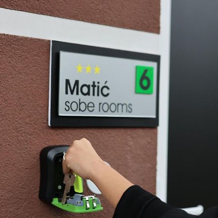 Rooms Matic 2 Velika Mlaka Exteriör bild